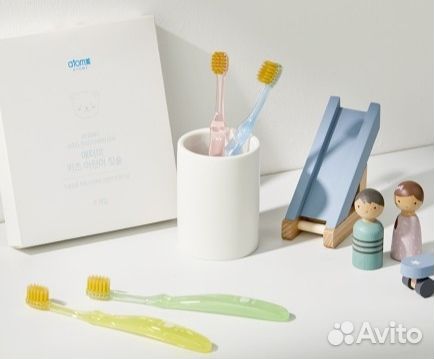 Антибактериальная детская зубная щётка Atomy