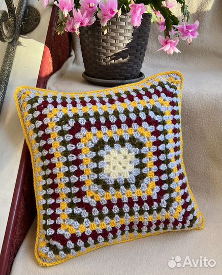 Подушка интерьерная