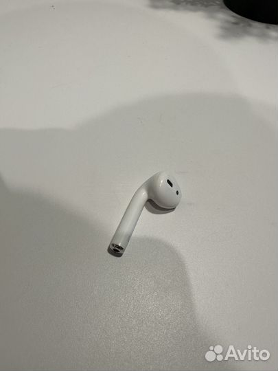 Левый наушник Airpods 2