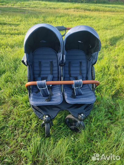 Коляска для двойни 2 в 1