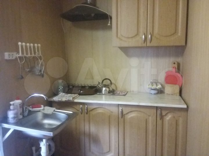 Комната 48 м² в 2-к., 1/2 эт.