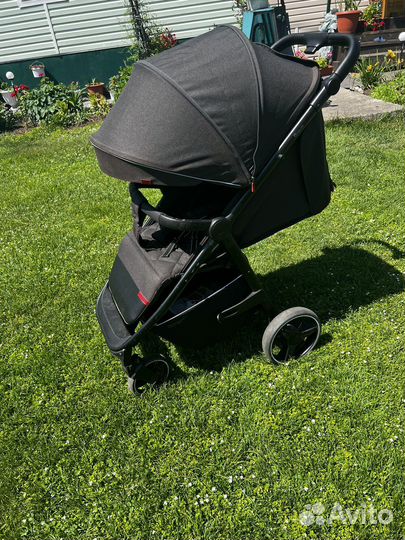 Прогулочная коляска carello bravo
