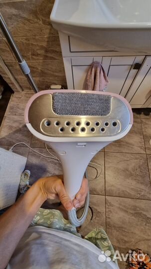 Отпариватель для одежды вертикальный