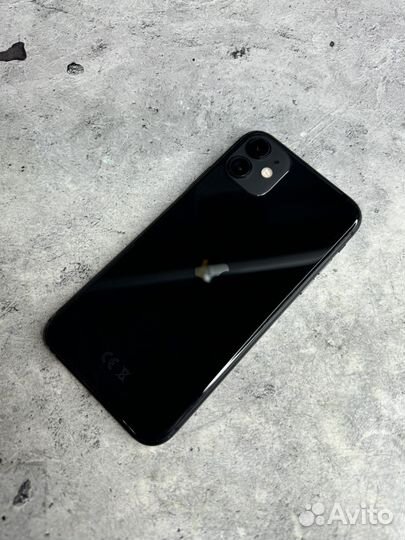 iPhone 11, 64 ГБ