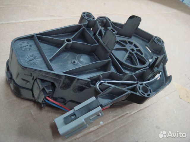 09-15 Ягуар Актуатор замка багажника Range Rover