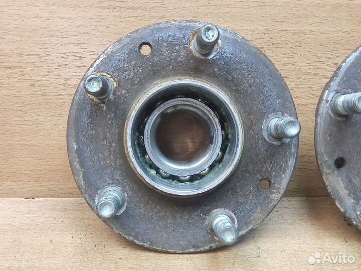 Ступицы задние, Mazda 626 GF
