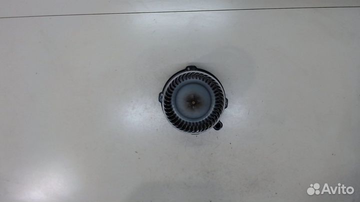 Двигатель отопителя Isuzu Trooper, 2001