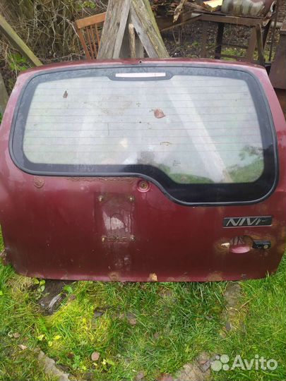 Дверь багажника 2123