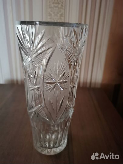 Ваза хрустальная для цветов