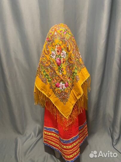 Русский народный платок желтый