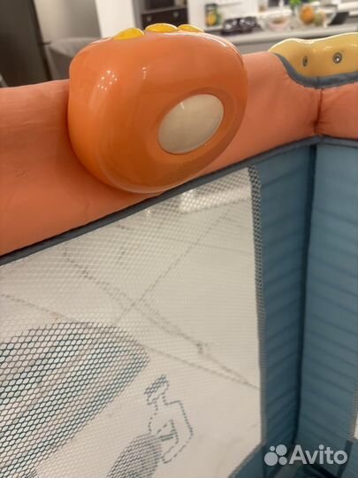 Манеж детский складной с матрасом