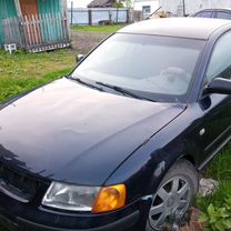 Volkswagen Passat 1.8 MT, 1997, 290 000 км, с пробегом, цена 200 000 руб.