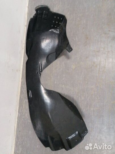 Подкрылок локер передний левый Ford Fiesta