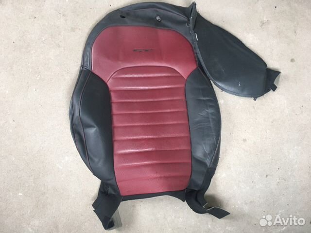 Обшивка переднего левого сидения Kia Optima GT