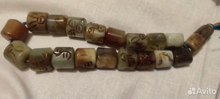 Чотки из камня агата