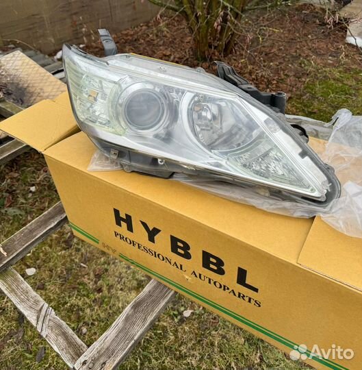 Фара Toyota Camry v 50 оригинал(левая, правая)