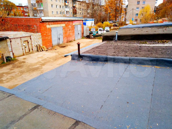 Гараж, > 30 м²