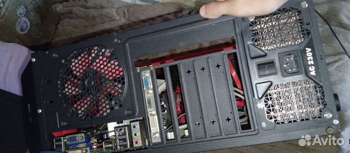 Игровой компьютер с монитором