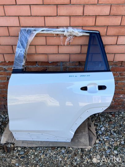 Дверь задняя левая Toyota Rav4 50
