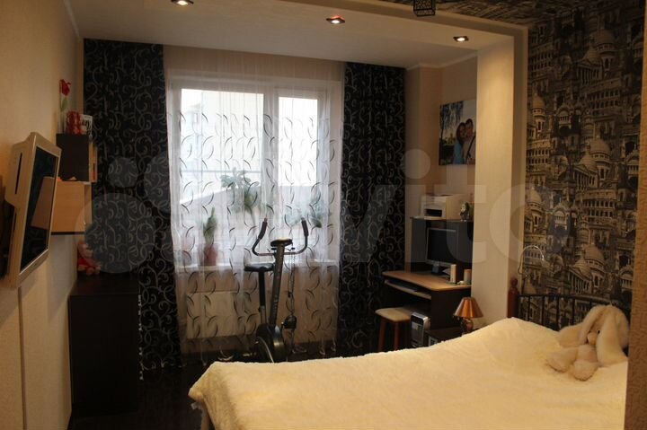 3-к. квартира, 74 м², 2/14 эт.