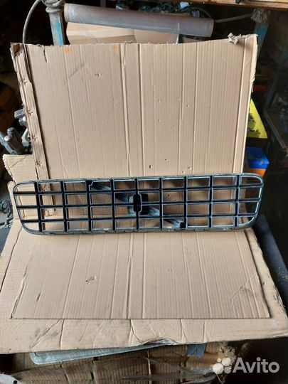 Решетка радиатора Volvo XC90 2