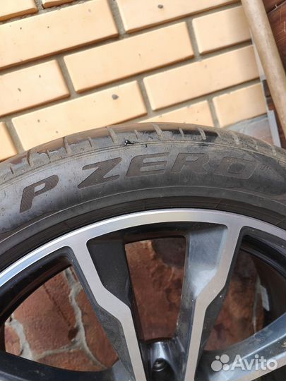 Диски на летней резине Pirelli P Zero 275/40 R20