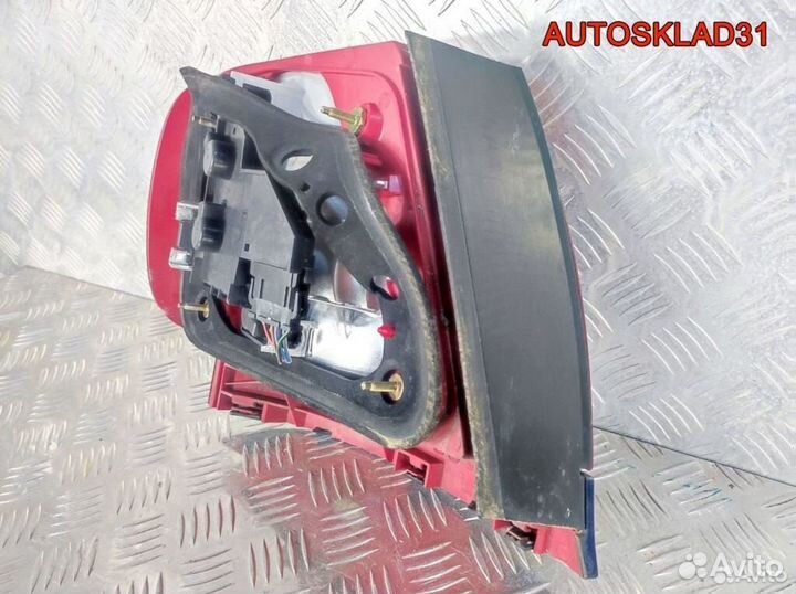 Фонарь задний правый Audi A4 B5 8D0945096F Рест