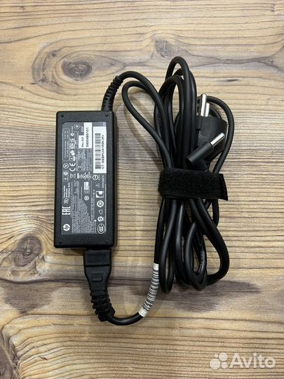 Ноутбук HP i3-4005u/8Gb/Radeon R5 M330/1Tb/15.6