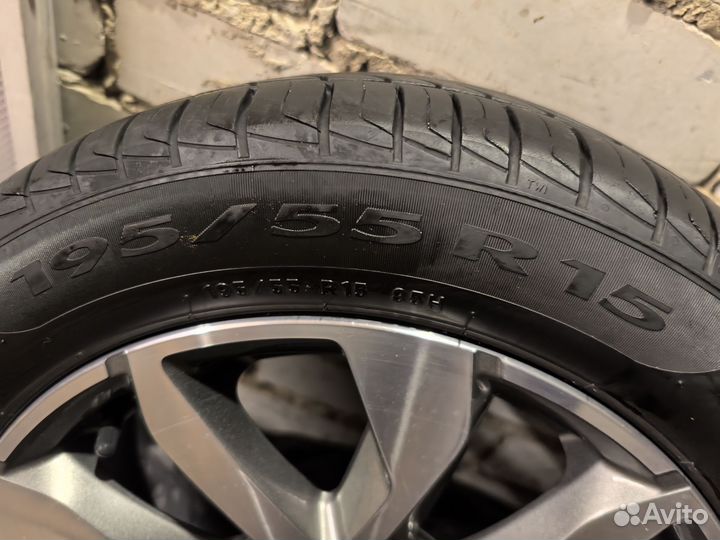 Продам комплект колес