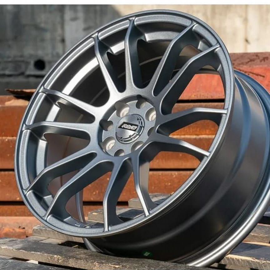 Литые диски RAYS Gram Lights 7.5×R17 4×100