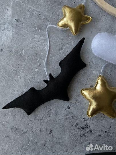 Мобиль на кроватку новый