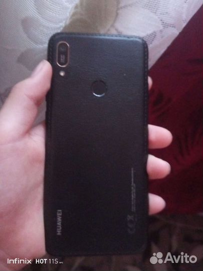 Телефон huawei y6 бу