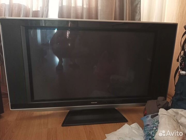 Телевизор на запчасти