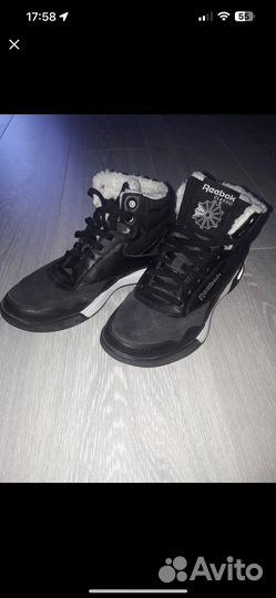 Кроссовки детские