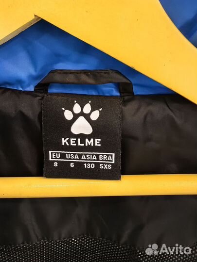 Стильная ветровка Kelme детская, рост 128-134 см