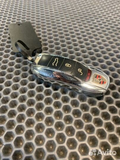 Ключ зажигания Porshe Cayenne 958 2011