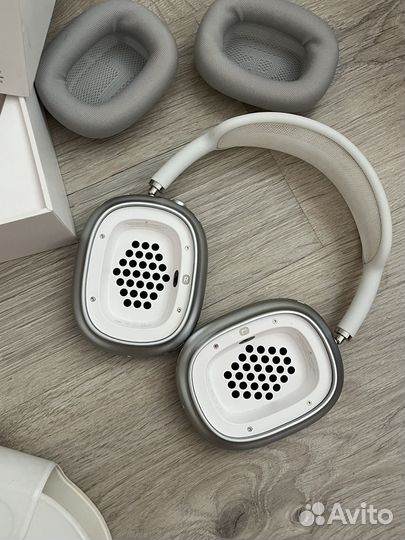 Наушники Airpods Max