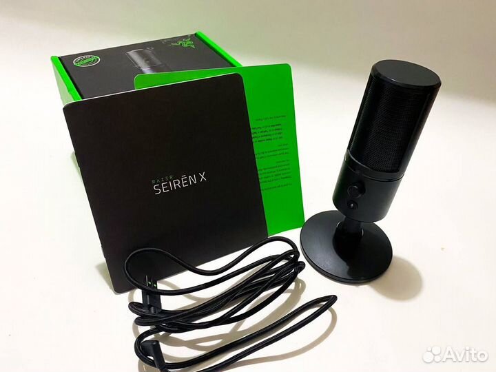 Микрофон Razer Seiren x
