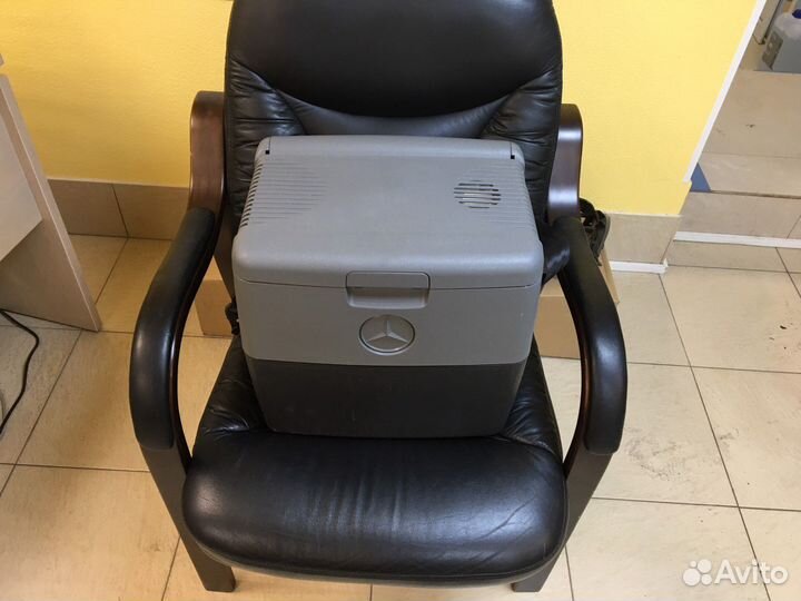 Контейнер-холодильник для Mercedes-Benz