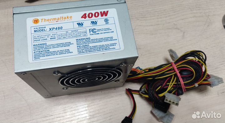 Блок питания 40 Вт/Thermaltake/20+4/4/Molex/Sata