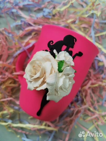 Кружечка с декором из полимерной глины от