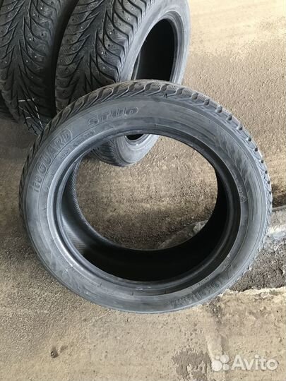 Yokohama Ice Guard Stud IG55 215/55 R17