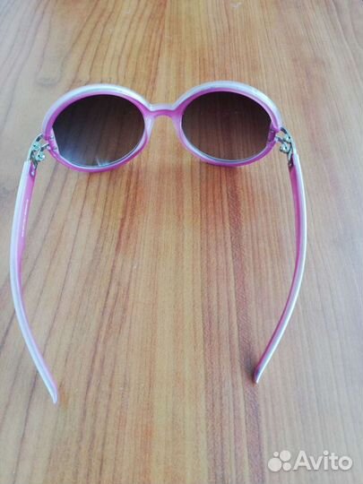 Солнцезащитные очки