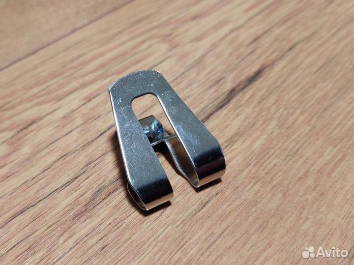 Зажим для ремня с винтом для электрической дрели