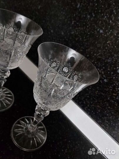 Чешская хрусталь. Бокалы на ножке Glasspo