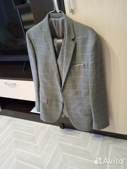 Мужской свадебный костюм