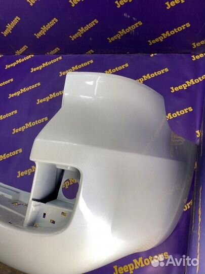 Бампер задний Toyota Land Cruiser URJ202 1UR-FE