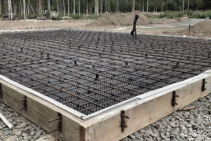 Заливка фундамента / Фундамент