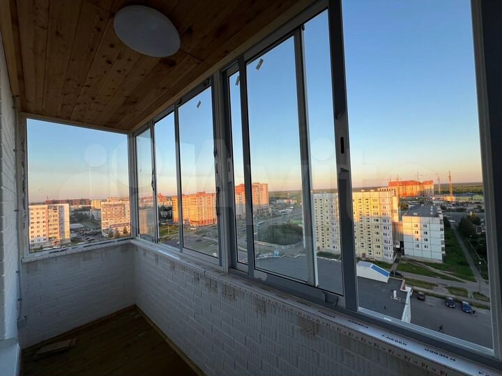 2-к. квартира, 65 м², 11/12 эт.