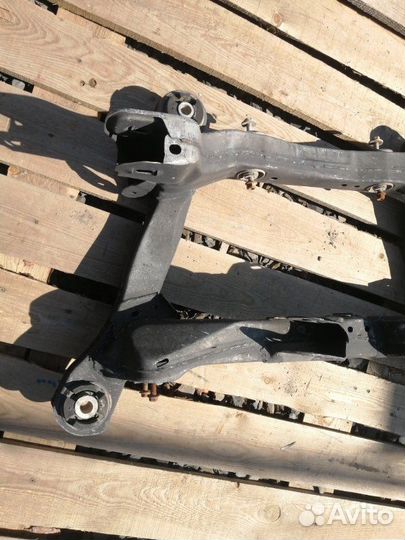 Балка задняя Jeep Cherokee KL ED6 2014